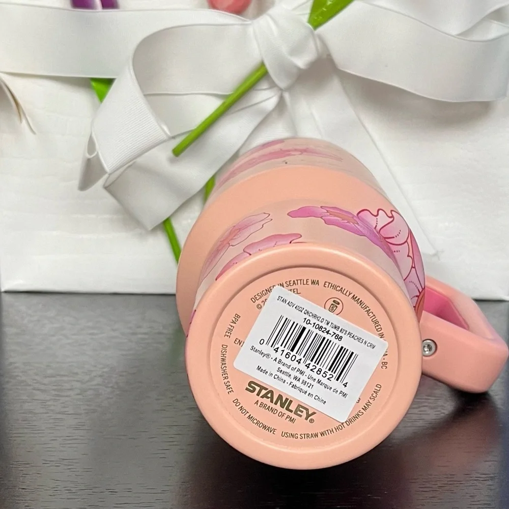 The Barbie x Stanley 80’s Tumbler - Picture 2 of 3